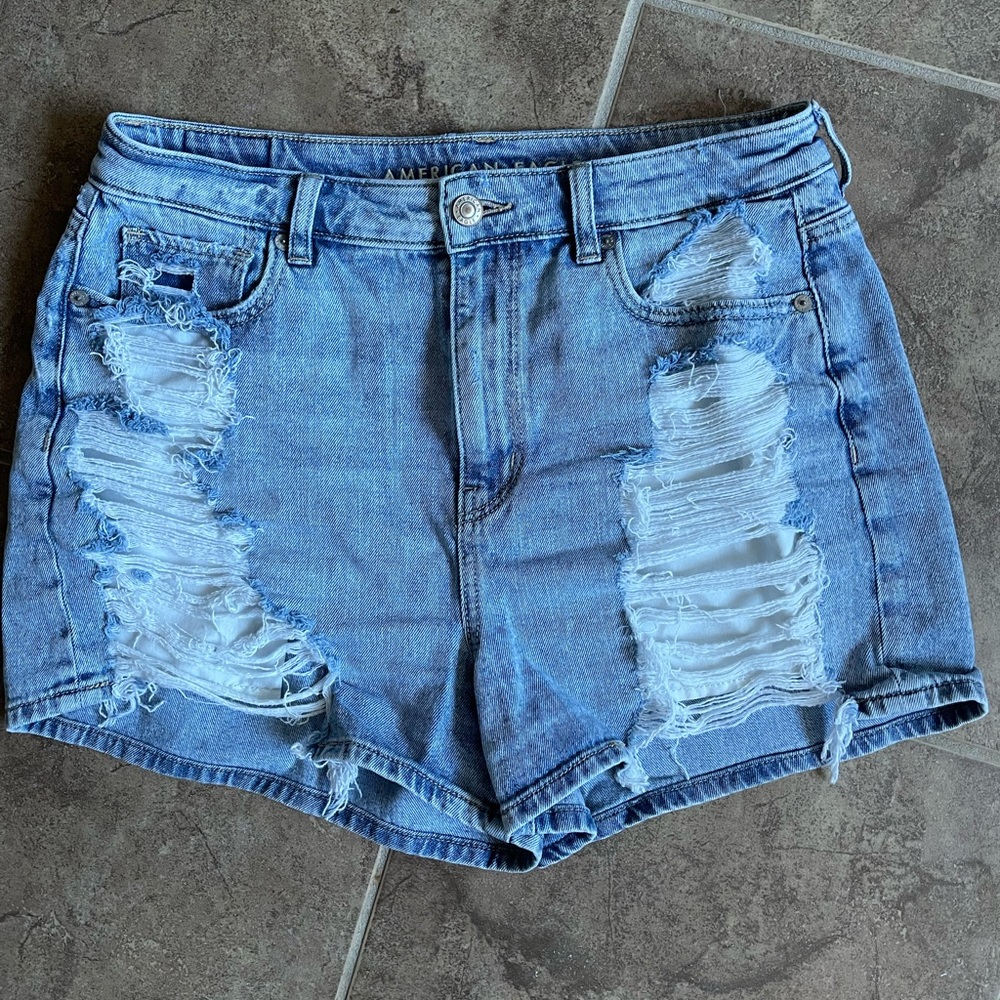 American eagle mom shorts